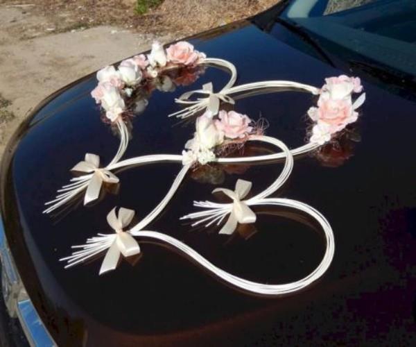 Γαμήλια κοσμήματα αυτοκινήτων - λευκές καρδιές