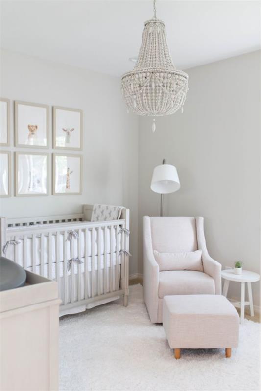 Βρεφικό δωμάτιο σε λευκή πολυθρόνα σκαμπό κούνια λευκό παράδεισο για μωρό