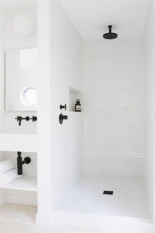 Μπάνιο όλα σε λευκό Εξαρτήματα μπάνιου σε μαύρες αποχρώσεις διαπερνούν τη μονοτονία