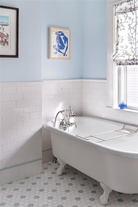 Μπάνιο σε shabby chic στιλ μπλε στοιχεία όμορφο δάπεδο