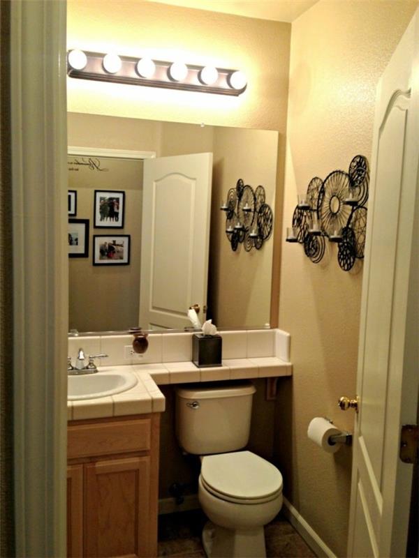 Καθρέφτης μπάνιου εντελώς τοίχος για κάλυψη