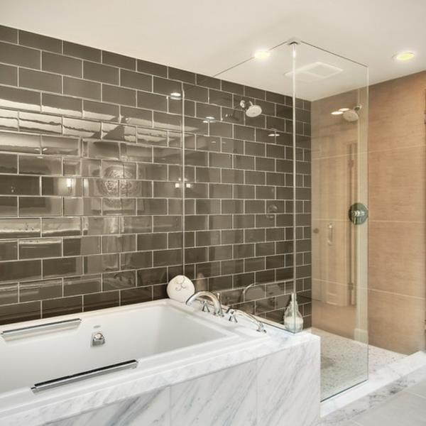 Πλακάκια μπάνιου με μεταλλική εμφάνιση, μαρμάρινο σχέδιο μπάνιου