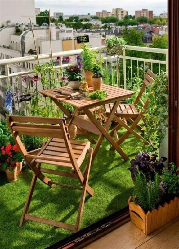 Φυτέψτε το μπαλκόνι και εξασφαλίστε εξαιρετικό σχεδιασμό δαπέδου