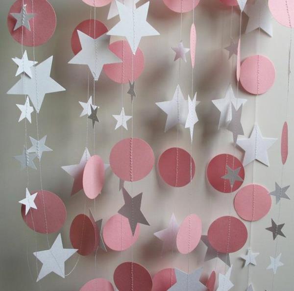 Ιδέες χειροτεχνίας αστέρι μπάλα χαρτί ροζ λευκές γιρλάντες