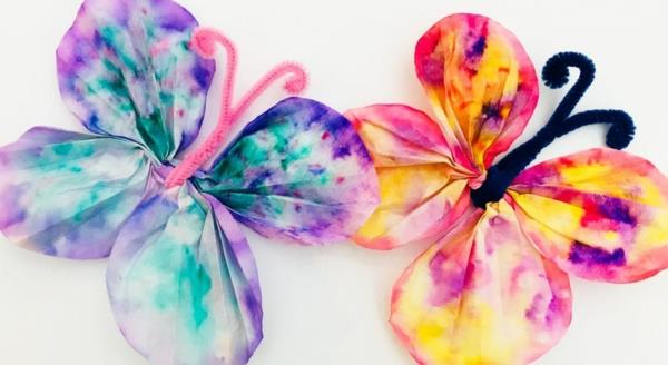 Χρωματισμός χειροτεχνιών με φίλτρα καφέ και δημιουργία ιδεών για πεταλούδες