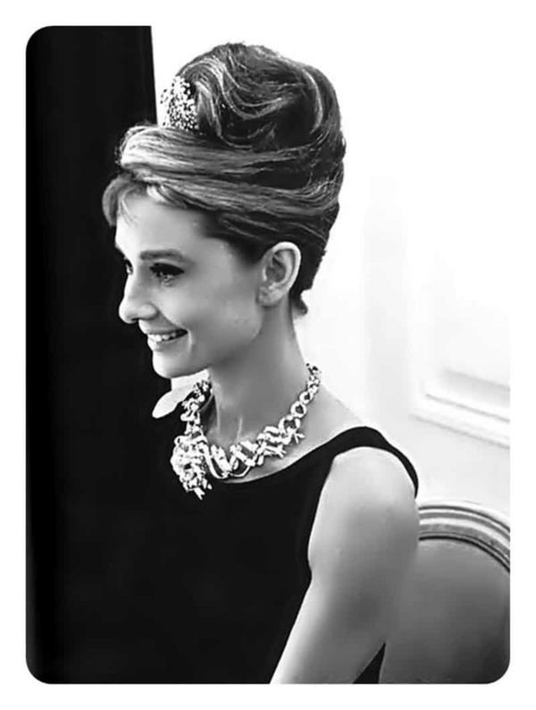 Beehive Hairstyle Story Ρετρό Hairstyle Beehive Audrey Hepburn