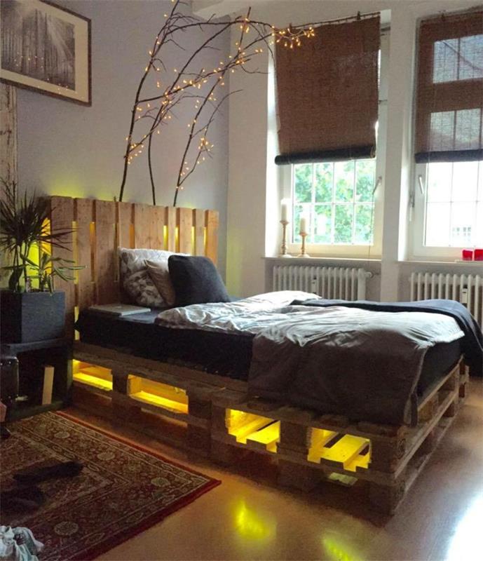 Κρεβάτι από καναπέδες παλετών από παλέτες παλέτες έπιπλα κρεβατιού από φώτα παλετών