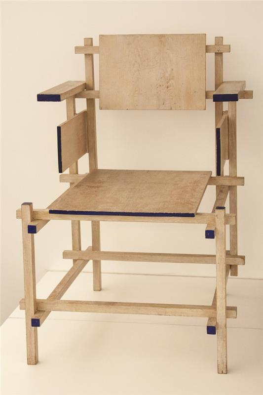 Εικόνα 2 ξύλινα καθίσματα καρέκλας