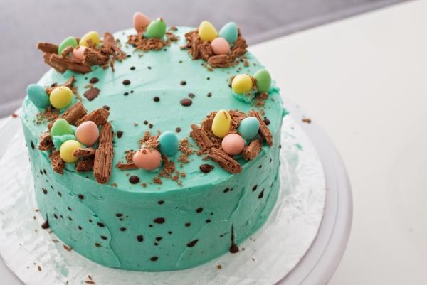 Μπλε κέικ ιδέες - Πασχαλινά αυγά - κέικ για το Πάσχα
