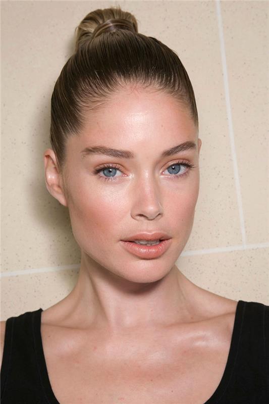 Bronzing make up τάσεις balmain styling tips