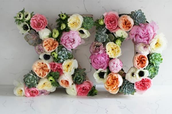 Φτιάξτε γράμματα με λουλούδια μονόγραμμα λουλούδια γράμματα μόνοι σας