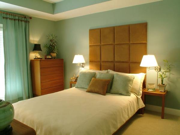 Το πολύχρωμο υπνοδωμάτιο σχεδιάζει χαλαρωτική ατμόσφαιρα