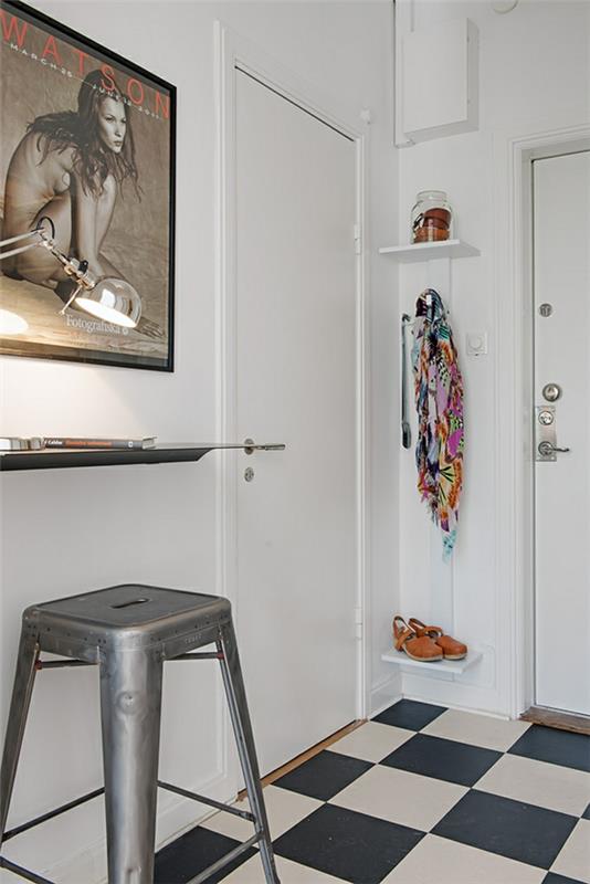 Γοητευτικό διαμέρισμα ενός δωματίου στη Σουηδία με ασπρόμαυρα πλακάκια