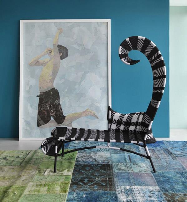 Δροσερά χρώματα ανοιχτό σαλόνι σχεδιάζει υπέροχη καρέκλα