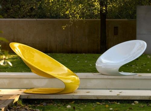 Δροσερά έπιπλα κήπου για τη βεράντα πλαστική λευκή κίτρινη λαμπερή πολυθρόνα