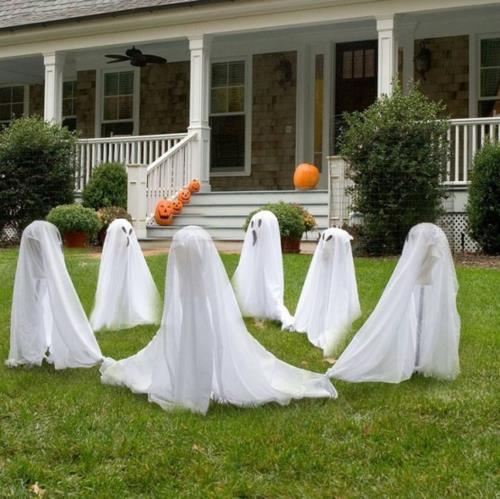 Δροσερή διακόσμηση πάρτι στον κήπο για κλινοσκεπάσματα αποκριών λευκό κύκλο φάντασμα
