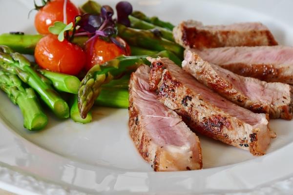 Crash Diet - Εδώ είναι όλα όσα πρέπει να γνωρίζετε για το υγιές κρέας και λαχανικά
