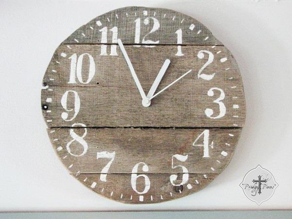 DIY ιδέες διακόσμησης από ανακατασκευασμένο ξύλινο ρολόι τοίχου