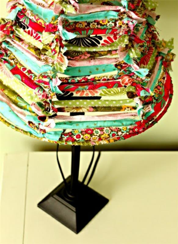 DIY LAMPS λαμπτήρες φτιάξτε τη δική σας λάμπα DIY αμπαζούρ καθιστούν τα απορρίμματα υφάσματος τελικά