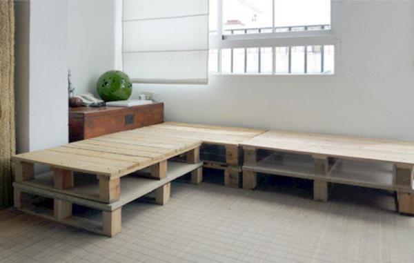 Έπιπλα DIY από μαξιλάρια καναπέδες Euro pallets γωνιακό σαλόνι