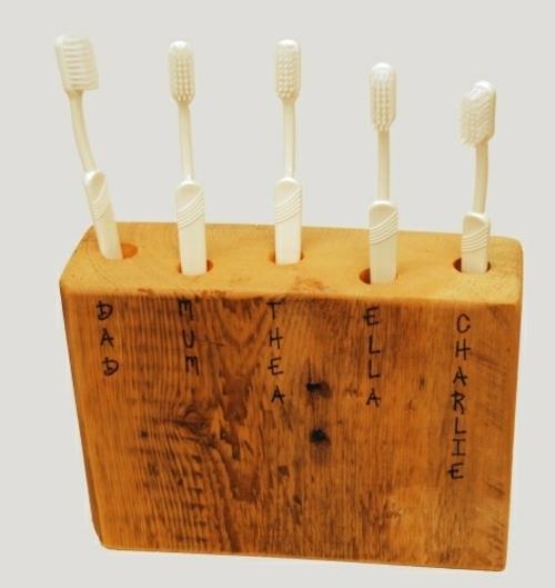 DIY ιδέες κατόχου οδοντόβουρτσας ξύλου
