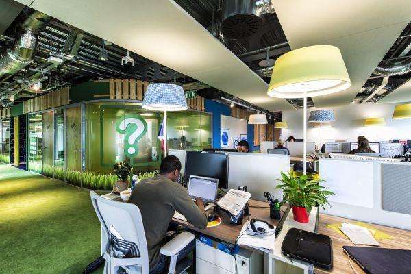 Το νέο γραφείο του Google Campus Management ζωντανό εσωτερικό