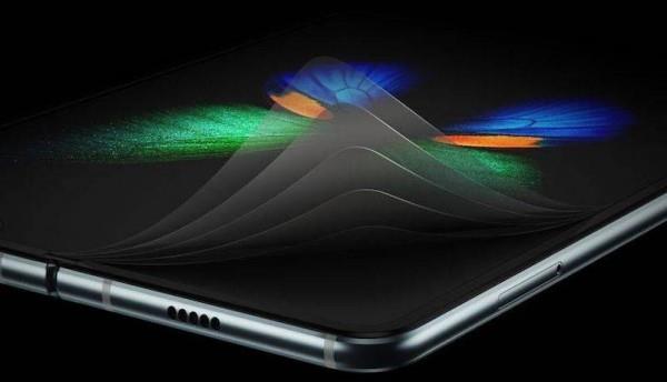 Η ελαττωματική καθυστέρηση κυκλοφορίας της οθόνης Samsung Galaxy Fold μπορεί να αφαιρεθεί