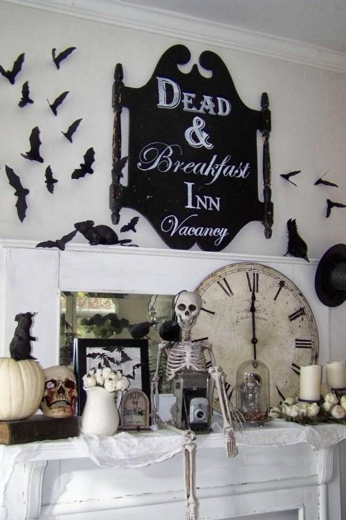 Ιδέες διακόσμησης για το Halloween διακοσμούν το τζάμι Skeletons κρανία μαύρα ποντίκια νυχτερίδες
