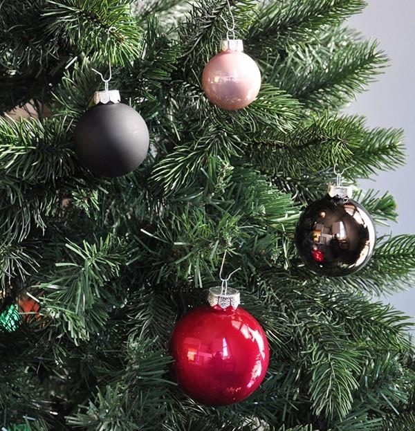 Διακόσμηση για το χριστουγεννιάτικο δέντρο
