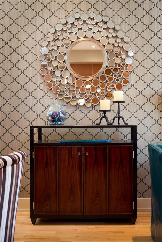 Διακοσμητικός καθρέφτης τοίχου στο διάδρομο πολλά διαφορετικά σχήματα καφέ μπεζ παλέτα χρωμάτων