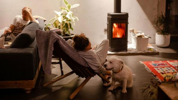Το στιλ ζωής hygge εξακολουθεί να είναι μοντέρνο. Ιδέες για περισσότερη άνεση