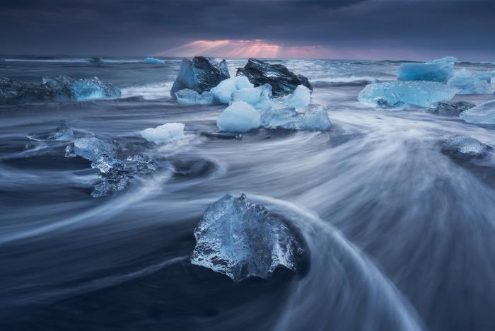 Η πιο όμορφη παραλία της Ευρώπης Diamond Beach στην Ισλανδία