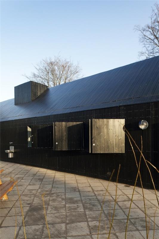Σπίτι σχεδιαστών με καθρέφτη πρόσοψη μαύρο προκατασκευασμένο σπίτι