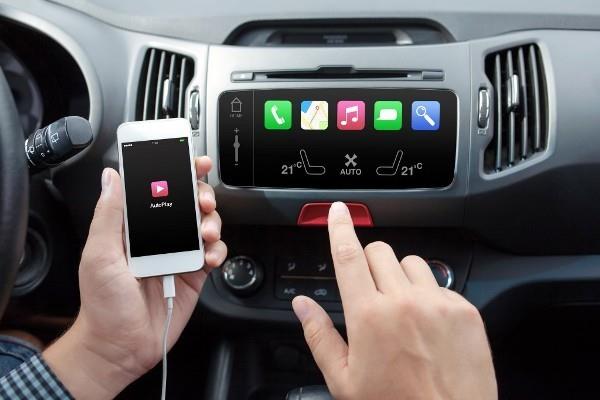Τα καλύτερα gadgets αυτοκινήτου 2019, που εξασφαλίζουν μεγαλύτερη ασφάλεια και άνεση εν κινήσει, αυτοκίνητο υψηλής τεχνολογίας με οθόνη