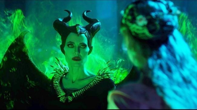 Αυτά είναι όλα τα επερχόμενα ριμέικ της Disney angelina jolie maleficent