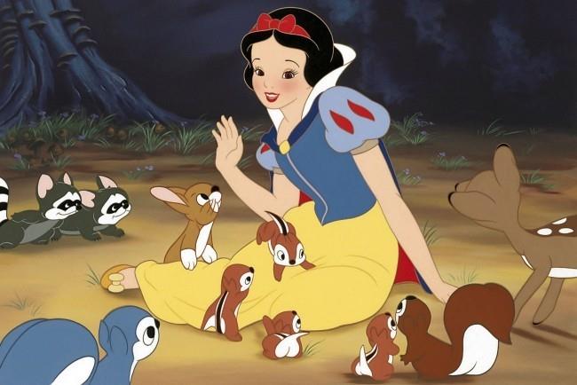 Όλα αυτά είναι επερχόμενα ριμέικ της αρχικής σκηνής της Disney Snow White