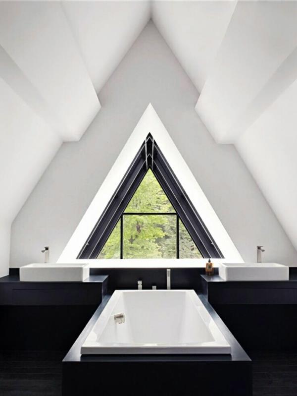 Τριγωνικές κουρτίνες με παράθυρο με παράθυρο με μαύρο σχέδιο