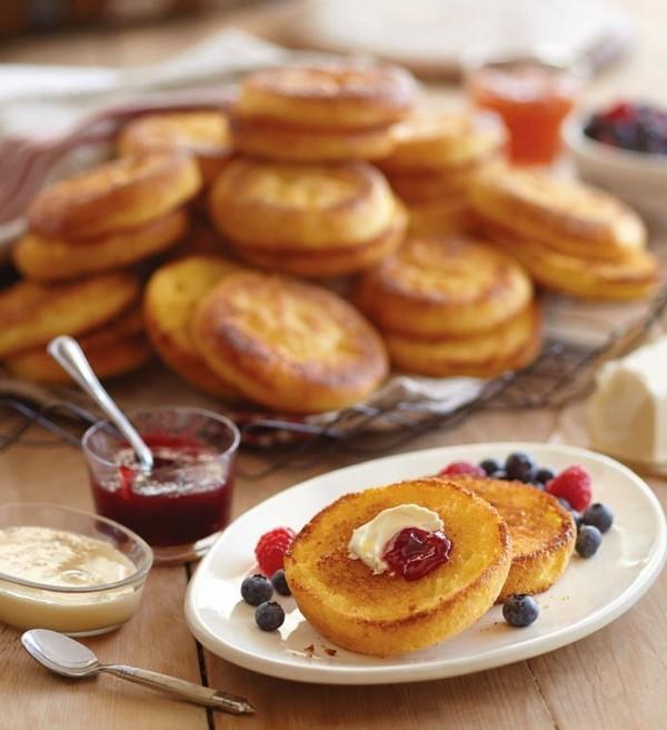 Bήσιμο Αγγλικά muffins μόνοι σας συνταγή υγιεινές πρωινές ιδέες μαρμελάδα βουτύρου