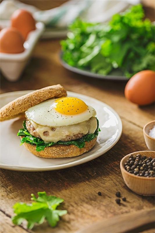 Bήστε μόνοι σας αγγλικά μάφιν Συνταγή ιδέες για υγιεινό πρωινό τηγανητά αυγά