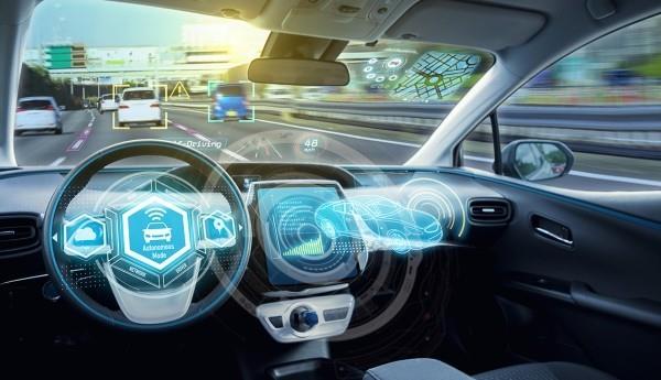 Τα πρώτα αυτόνομα αυτόνομα αυτοκίνητα θα βγουν στην αγορά το 2019. Ο φουτουρισμός στη βιομηχανία αυτοκινήτων