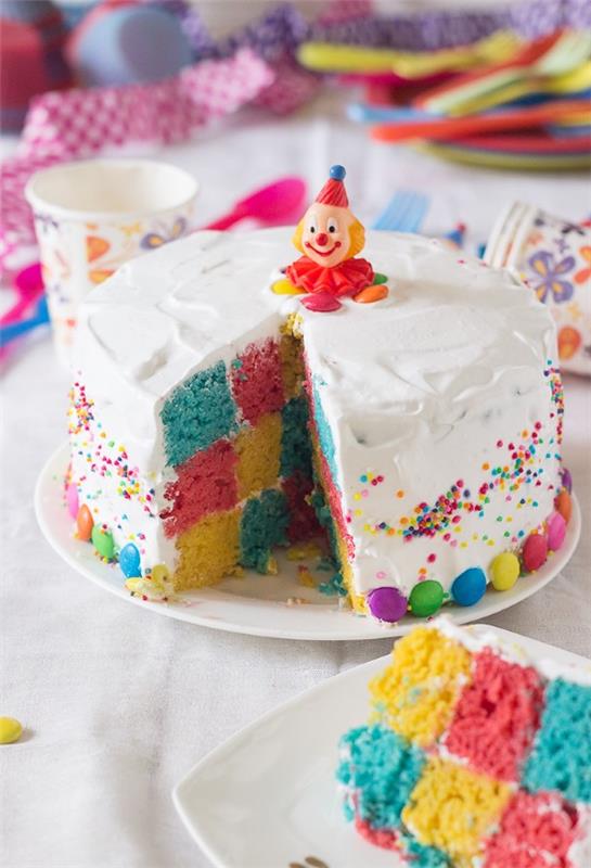 Πολύχρωμες και νόστιμες ιδέες συνταγής κέικ ουράνιου τόξου κέικ με μοτίβο σκακιού
