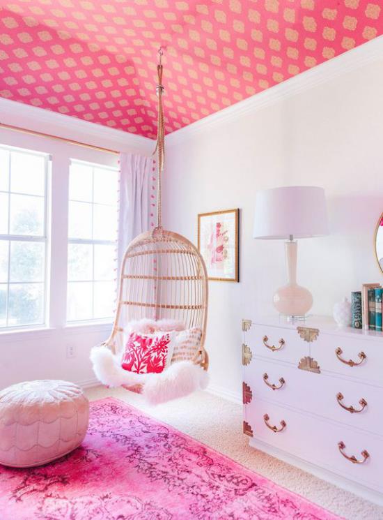 Ζεύγη χρωμάτων ροζ σχεδιασμένο δωμάτιο κοριτσιού πολύ ρομαντικό ροζ και λευκό μικτή κρεμαστή καρέκλα καθαρή χαλάρωση