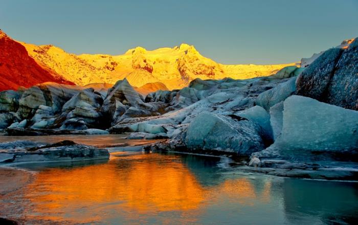 Νεράιδες και ξωτικά στον παγετώνα της Ισλανδίας