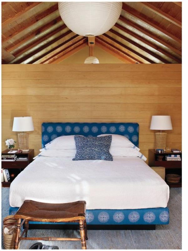 Υπνοδωμάτιο με πλήρες χρώμα, ξύλινα δοκάρια
