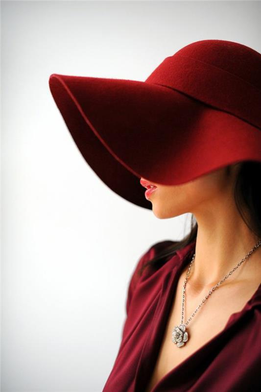 Γυναικείες καπέλες κόκκινες Γυναικείες συμβουλές μόδας και στυλ