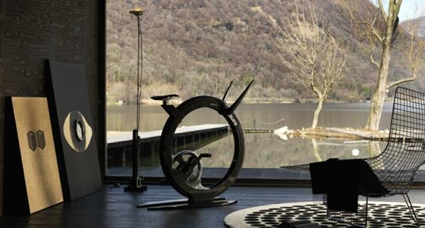 Άσκηση ποδήλατο χαλί γύρο έργο fitness ποδήλατο συνεργασία