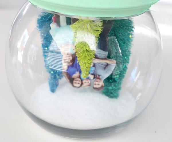 Tinker φωτογραφικά δώρα για τα Χριστούγεννα - δημιουργικές ιδέες και οδηγίες στολίδι χιονόμπαλα σύμφωνα με τις οδηγίες