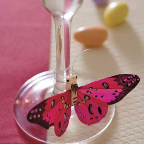 Ανοιξιάτικη διακόσμηση για το Πάσχα φτιάξτε μια πεταλούδα από ποτήρι σαμπάνιας