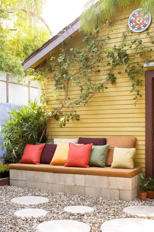 Διακοσμήστε τον πάγκο του κήπου - ιδέες και συμβουλές για έναν μαγικό κήπο με απλή διακόσμηση με μαξιλάρια
