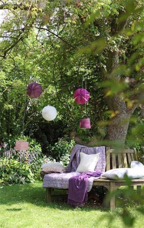 Διακοσμήστε τον πάγκο κήπου - ιδέες και συμβουλές για έναν μαγικό πάγκο κήπου γύρω από το δέντρο μωβ ντεκό